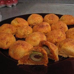 Baked Green Olives in Spicy Cheese Pastry recipe