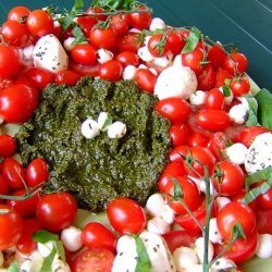 Festive Caprese Salad Wreath recipe