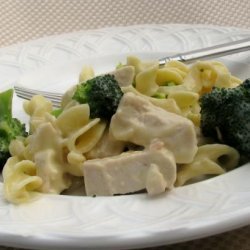 Chicken, Broccoli and Noodles Supreme recipe