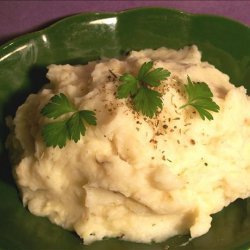 Mashed Potatoes With Roasted Garlic and Rosemary recipe
