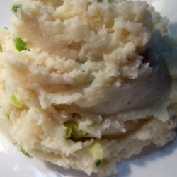 Sour Cream & Scallion Mashed Potatoes recipe