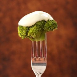 Broccoli With Cheddar Sauce recipe