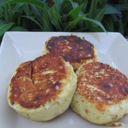 Llapingachos - Potato Cakes Filled With Cheese recipe