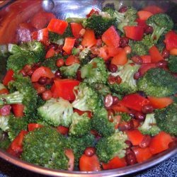 Broccoli, Peanut & Sweet Red Pepper Stir-fry recipe
