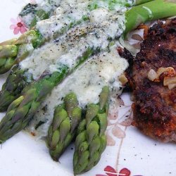 Asparagus With Gorgonzola recipe