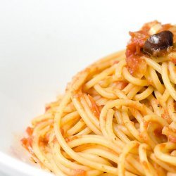 spaghetti puttanesca recipe