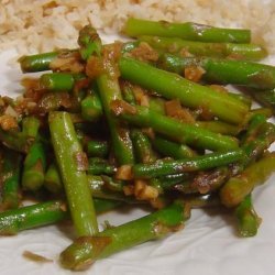 Stir-Fried Asparagus With Garlic and Shallots in Chili Oil recipe