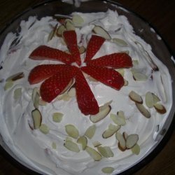 Strawberry Cream Trifle recipe