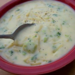 Cheesy Broccoli Noodle Soup recipe