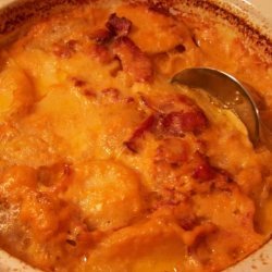Cheesy Scalloped Potatoes and Bacon recipe
