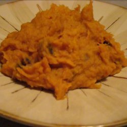 Spicy Mashed Sweet Potatoes With Raisins recipe