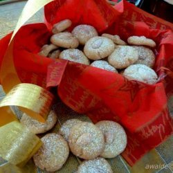 Arabian Gulf Shortbread Cookies (Ghiraybah) recipe
