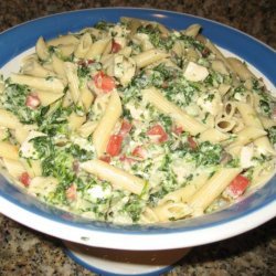 Reduced-Fat Chicken, Spinach & Tomato Pasta recipe