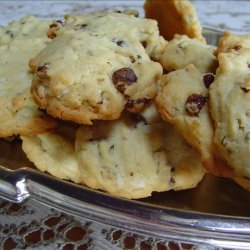 Walnut and Raisin Cookies recipe