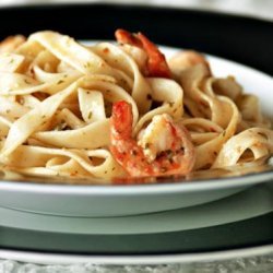 Spaghetti With Shrimp, Capers and Garlic recipe