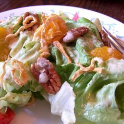 Robyn's Salad With Pecans recipe