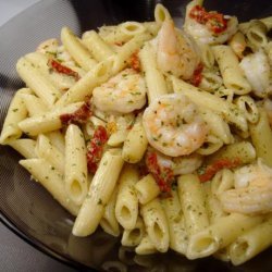 One Pan  Pasta With Creamy Shrimp and Pesto Sauce recipe