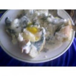 Tojasos Krumpli (Egg and Sour Cream Potatoes) recipe