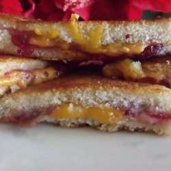 Farmhouse Cheddar Cheese and Cranberry Croque Monsieur Toasties recipe