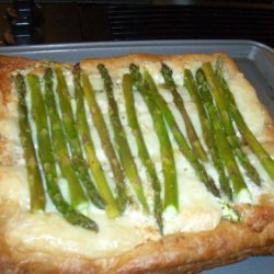 Asparagus and Brie Open Pastry recipe