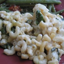 Three-Cheese Macaroni With Spinach recipe