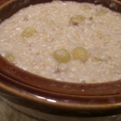 Overnight Fruit and Nut Oatmeal for the Crock Pot recipe