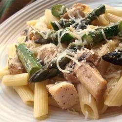 Penne with Chicken and Asparagus recipe