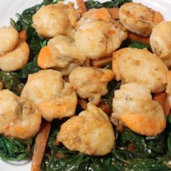 Seared Scallops and Spinach Salad recipe