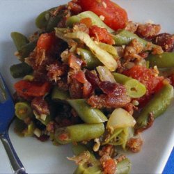 Green Beans With Tomato, Onion and Bacon recipe