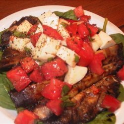 Grilled Portabella and Spinach Salad recipe