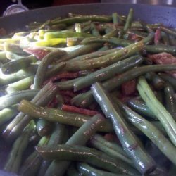 Green Beans with Warm Bacon Dressing recipe