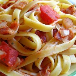 Tomato, Bacon and Onion Fettuccine recipe