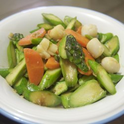 Scallops and Asparagus Stir-Fry recipe