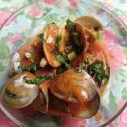 Clams With Tomato and Basil recipe