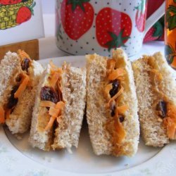 Carrot-Raisin Pb Sandwiches recipe