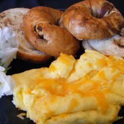 Scrambled Eggs With Cheese recipe