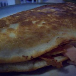 Bacon and Egg Ranch-Salsa Breakfast Quesadillas recipe