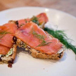 Smoked Salmon on Irish Soda Bread Crostini recipe