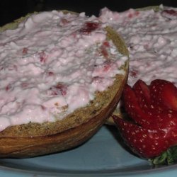 Strawberries & Cream Bagel Spread for Two (1 Point) recipe