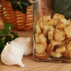 Easy No Salt Garlic Croutons recipe