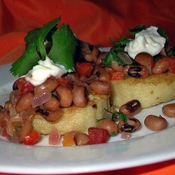 Polenta Rounds With Black-Eyed Pea Topping recipe