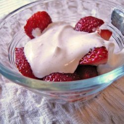 Strawberries With Cinnamon Cream recipe