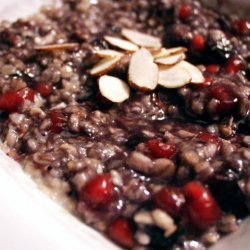 Pomegranate and Blueberry Oatmeal recipe