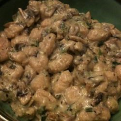 Gnocchi With Creamy Garlic-Mushroom Sauce recipe