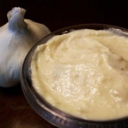 2bleu's Creamy Garlic Spread recipe