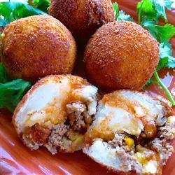 Papas Rellenas (Fried Stuffed Potatoes) recipe