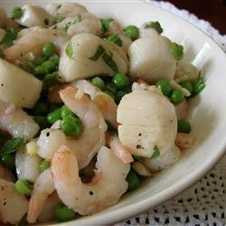 Italian Scallop and Shrimp Salad recipe