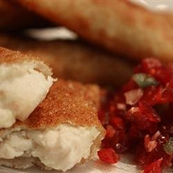 Thanksgiving Leftover Wontons with Cranberry Salsa recipe