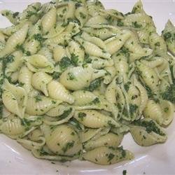 Spinach and Pasta Shells recipe