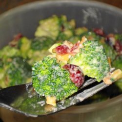 Vegetarian Broccoli Salad recipe